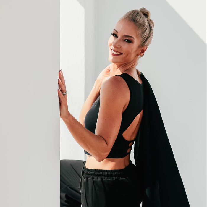 Backless Crop Top | Black