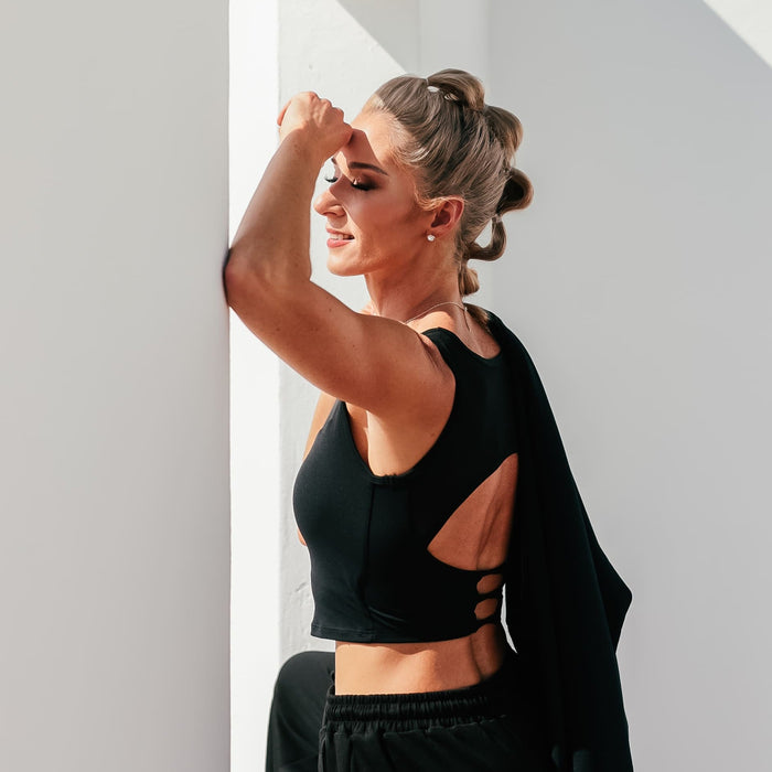 Backless Crop Top | Black