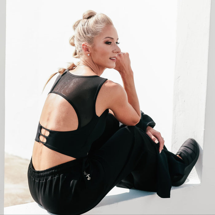 Backless Crop Top | Black