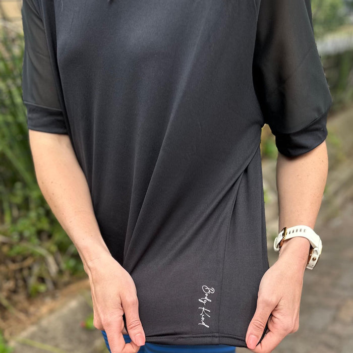 V-Shape Sheer Glam Top | Black