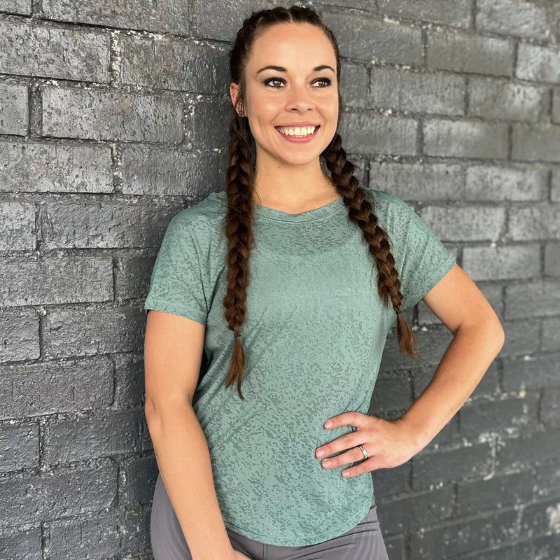 Vee-Strapped Tee | Green