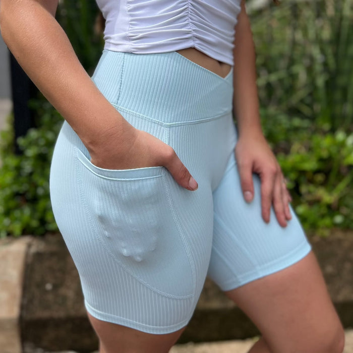 "MAGNETIC" V-Front Shorts 2.0 | Light Blue