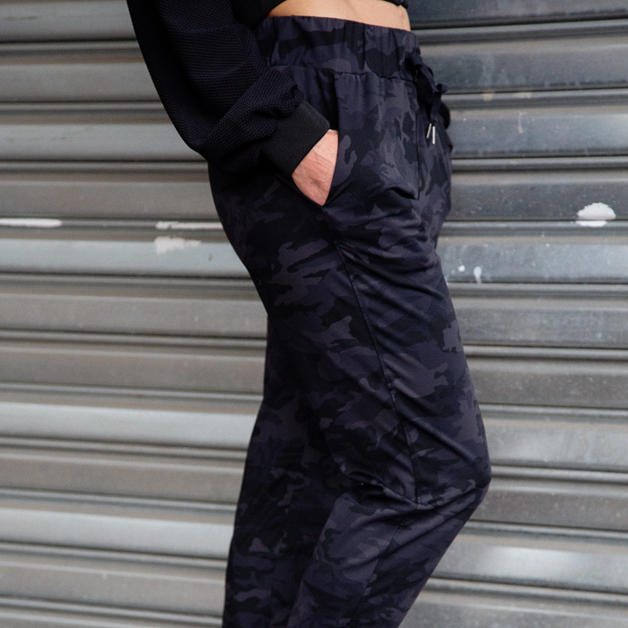 Loose Fit Joggers | Black Camo
