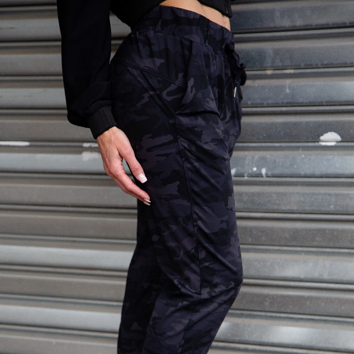 Loose Fit Joggers | Black Camo